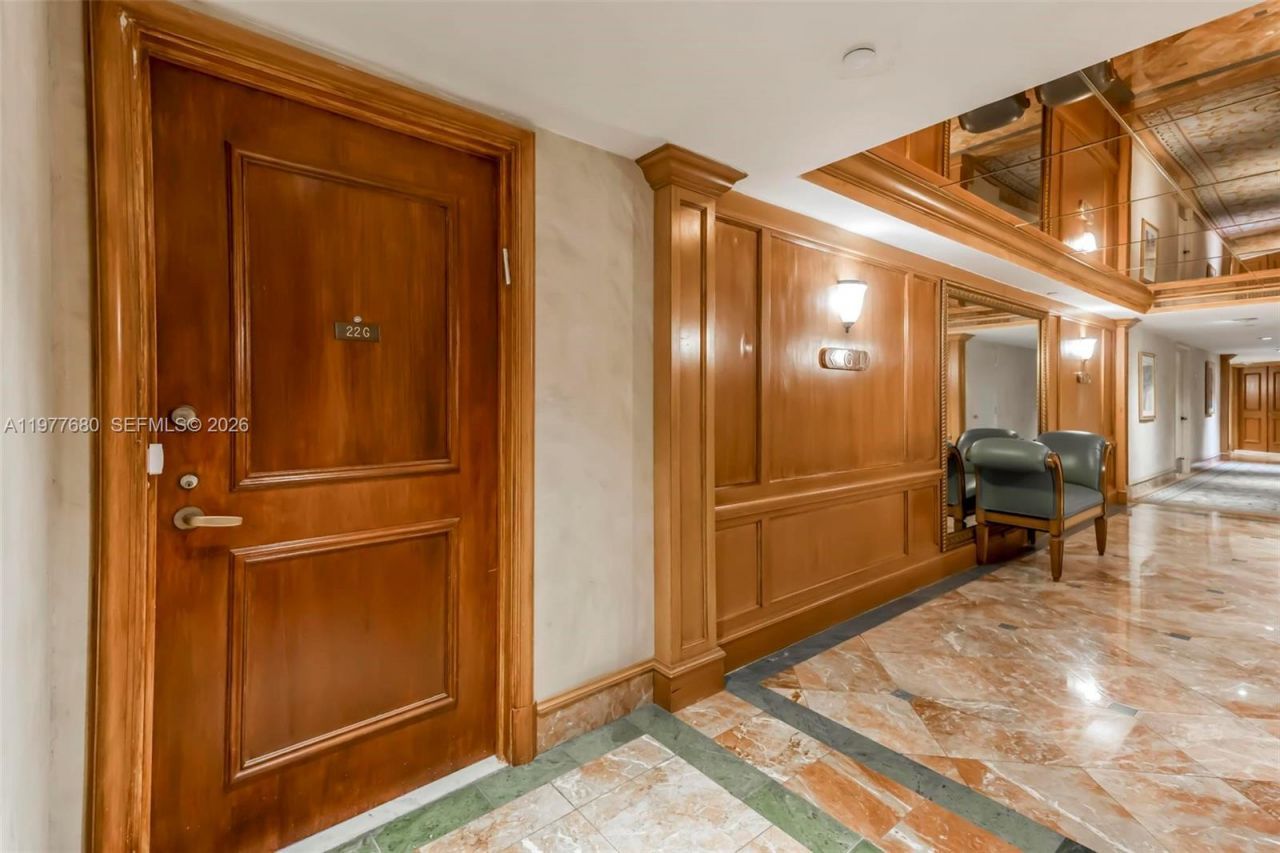 19707 Turnberry Way , Unit 22G, Aventura, FL 33180 Photo