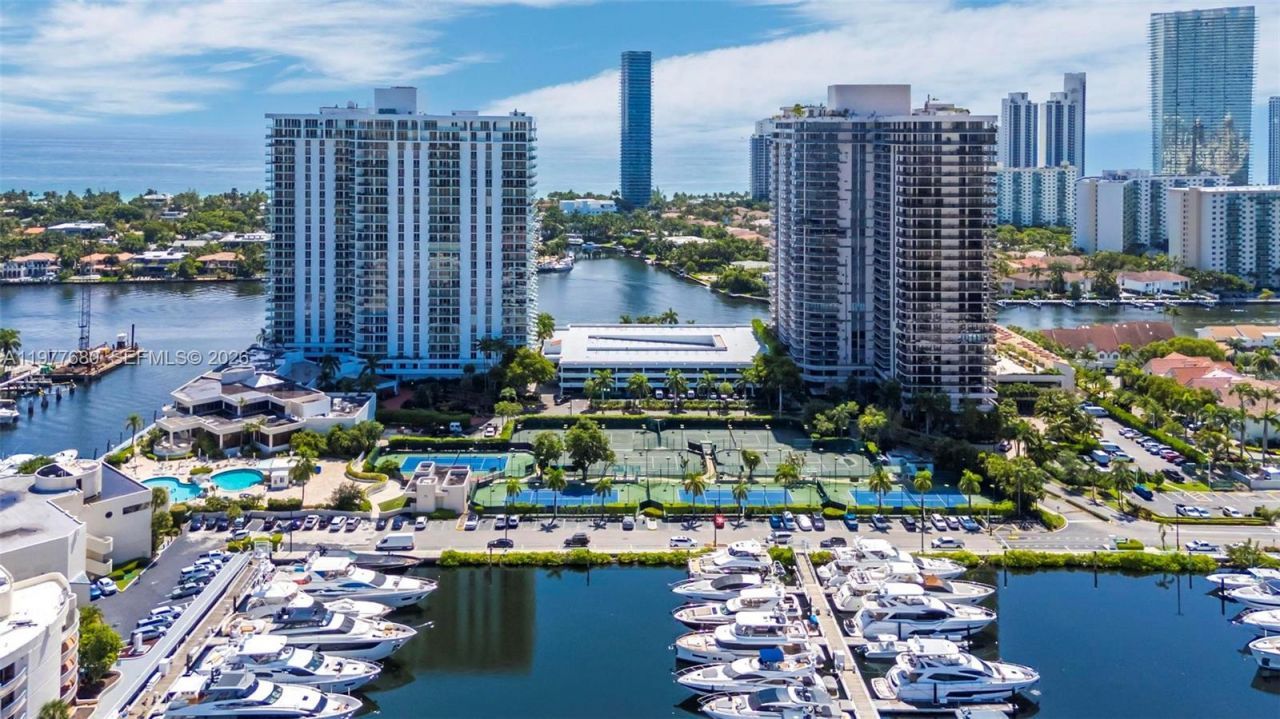 19707 Turnberry Way , Unit 22G, Aventura, FL 33180 Photo