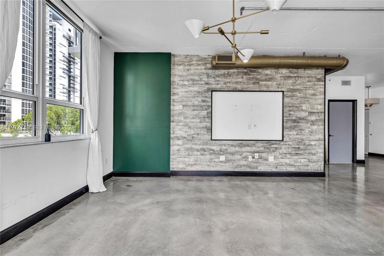 2275 Biscayne Blvd , Unit 504, Miami, FL 33137 Photo