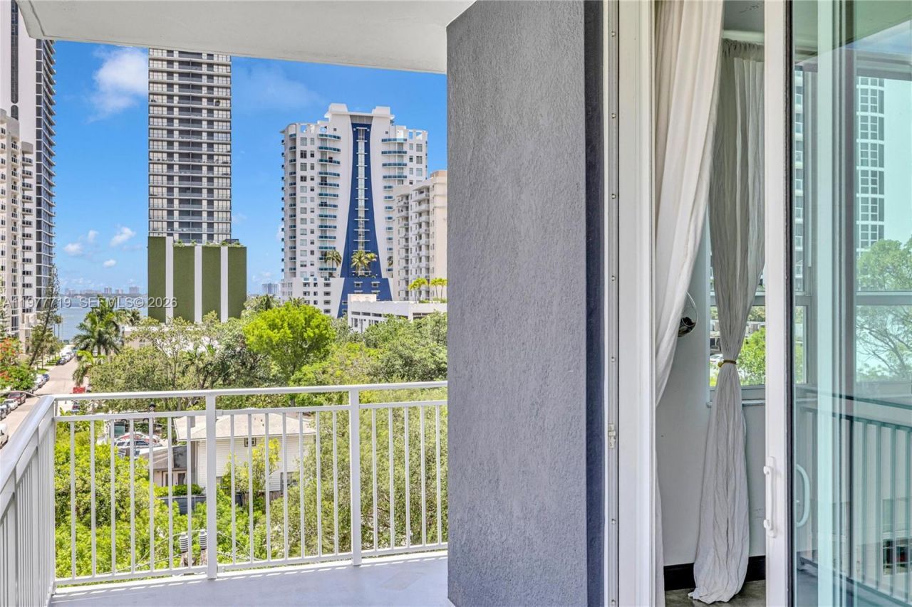 2275 Biscayne Blvd , Unit 504, Miami, FL 33137 Photo