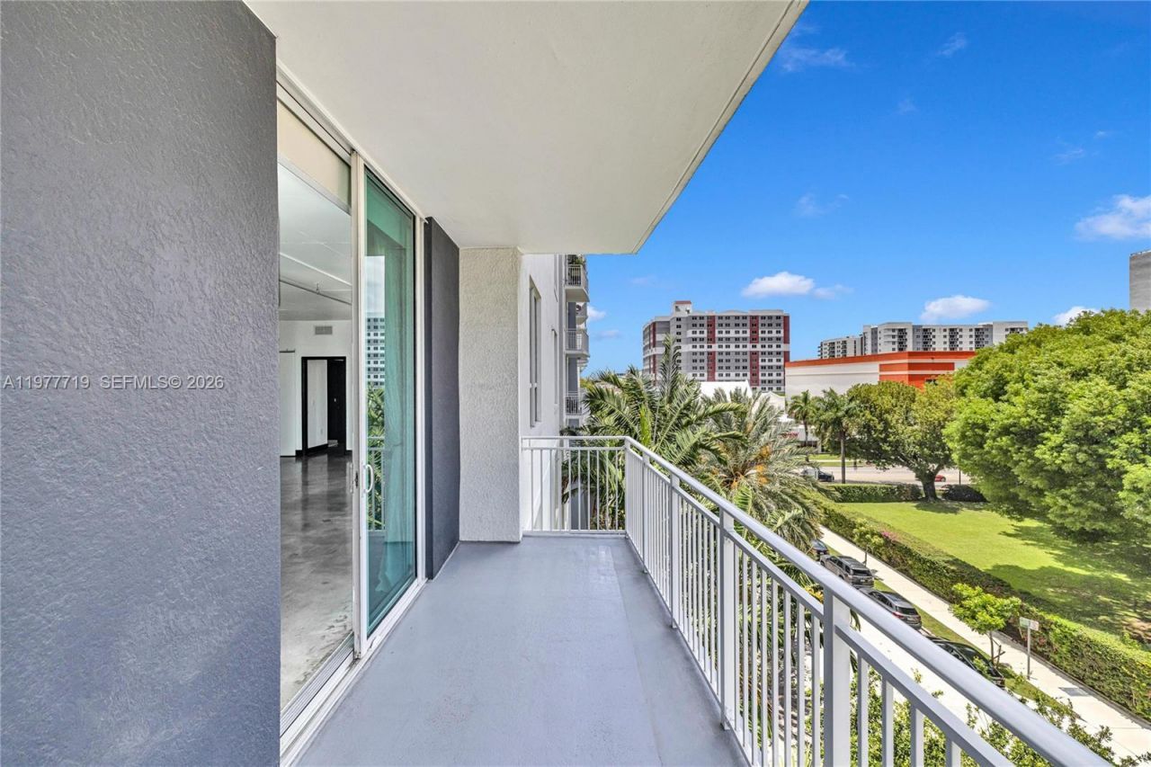 2275 Biscayne Blvd , Unit 504, Miami, FL 33137 Photo