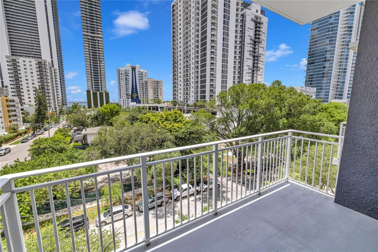 2275 Biscayne Blvd , Unit 504, Miami, FL 33137 Photo