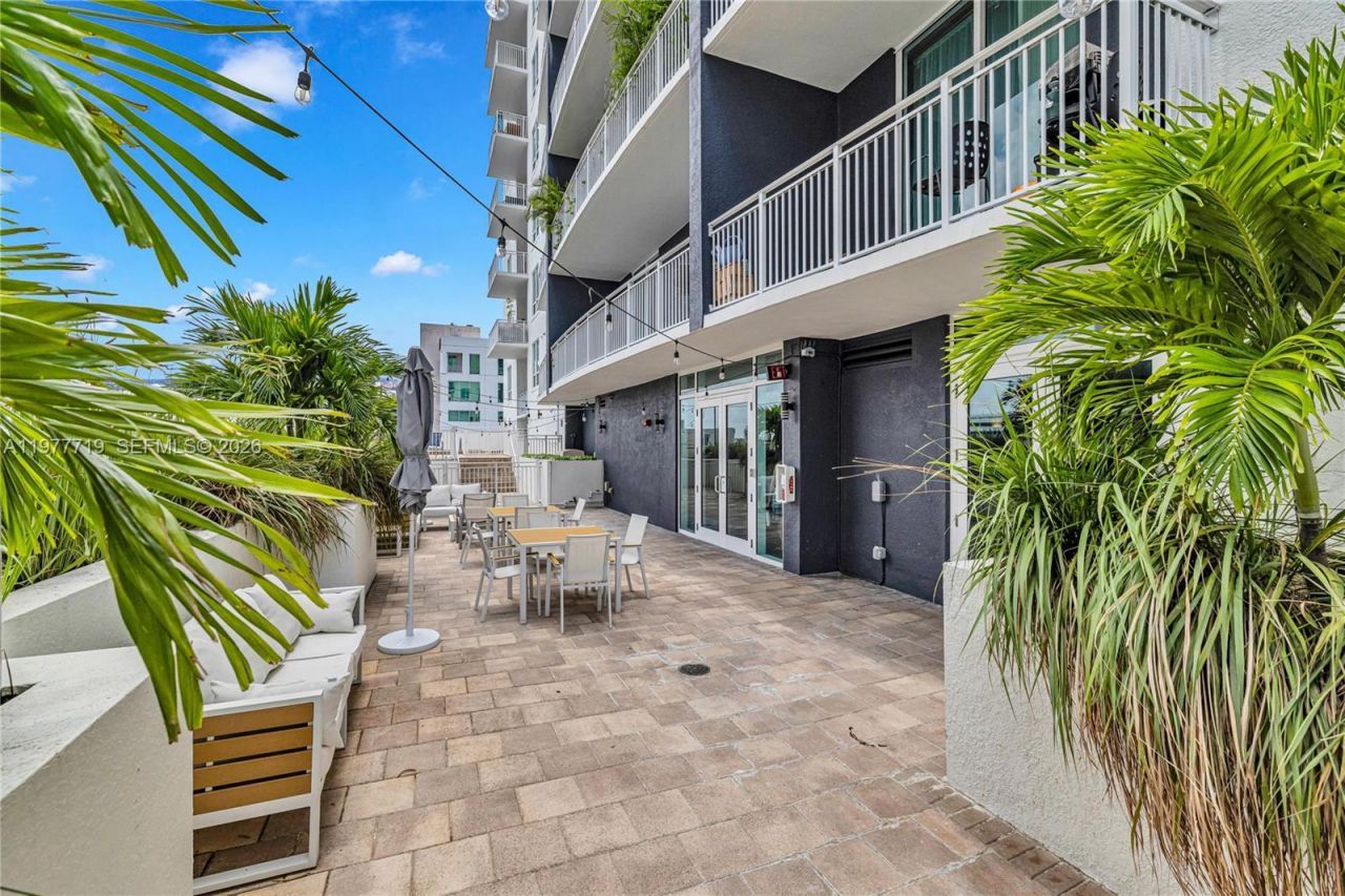 2275 Biscayne Blvd , Unit 504, Miami, FL 33137 Photo