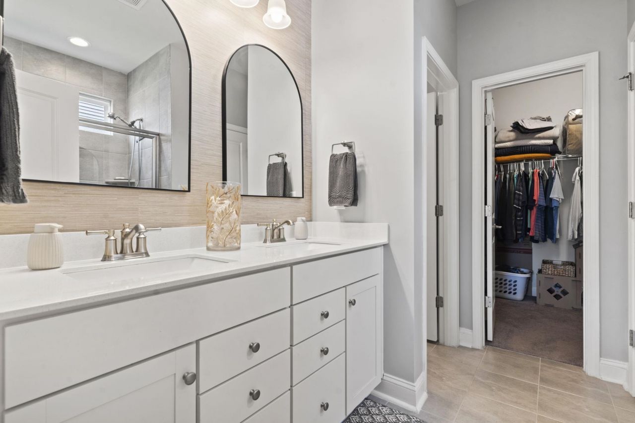 2027 Wilbraham Dr.  Photo 12