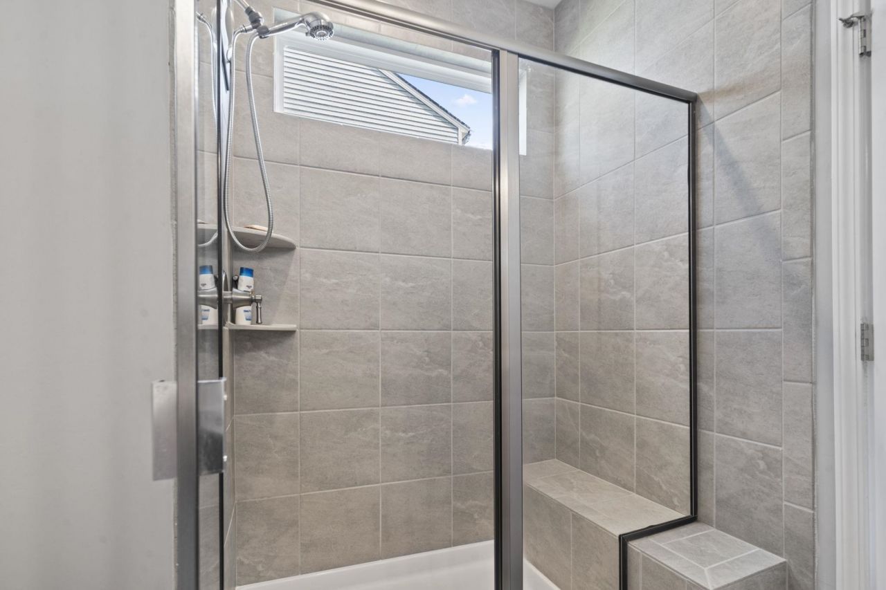 2027 Wilbraham Dr. Photo 13