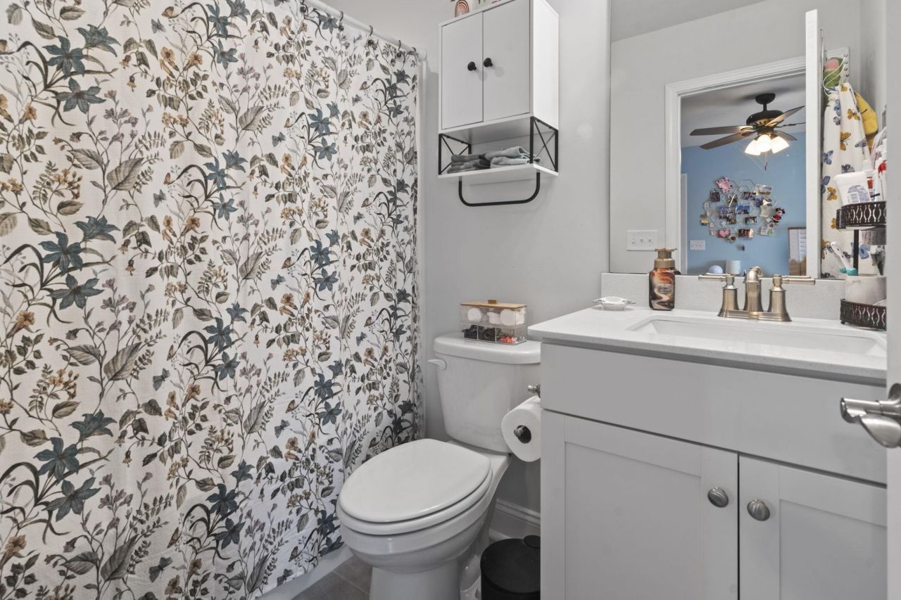 2027 Wilbraham Dr.  Photo 21