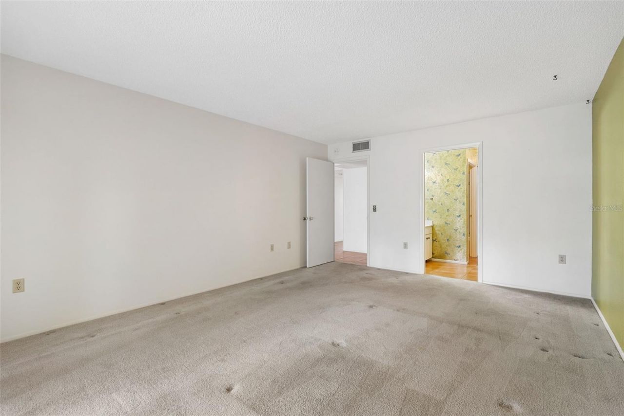 509 Lakeside Drive, Unit 509, Bradenton, FL 34210 Photo