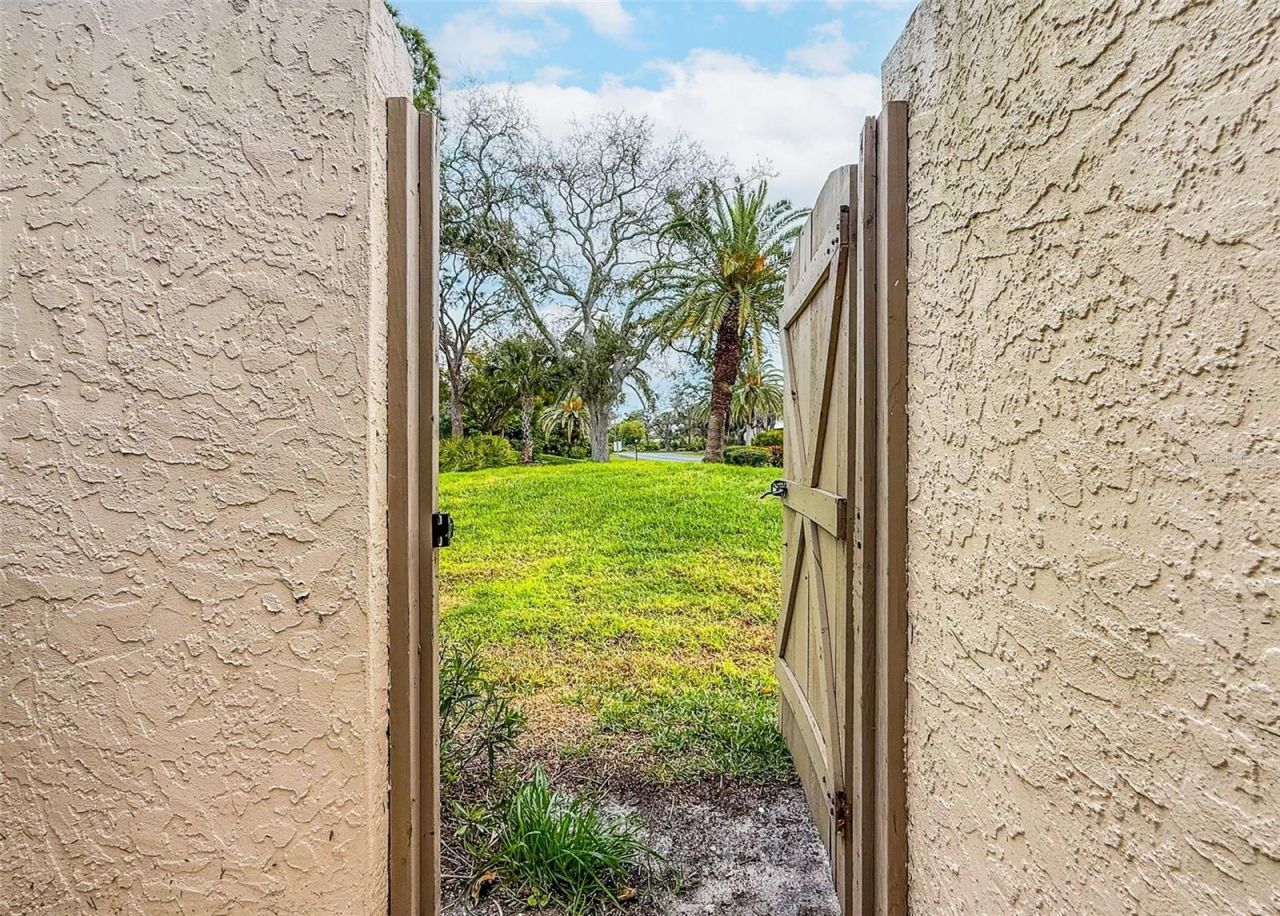 509 Lakeside Drive, Unit 509, Bradenton, FL 34210 Photo