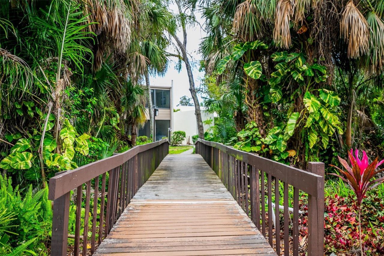 509 Lakeside Drive, Unit 509, Bradenton, FL 34210 Photo