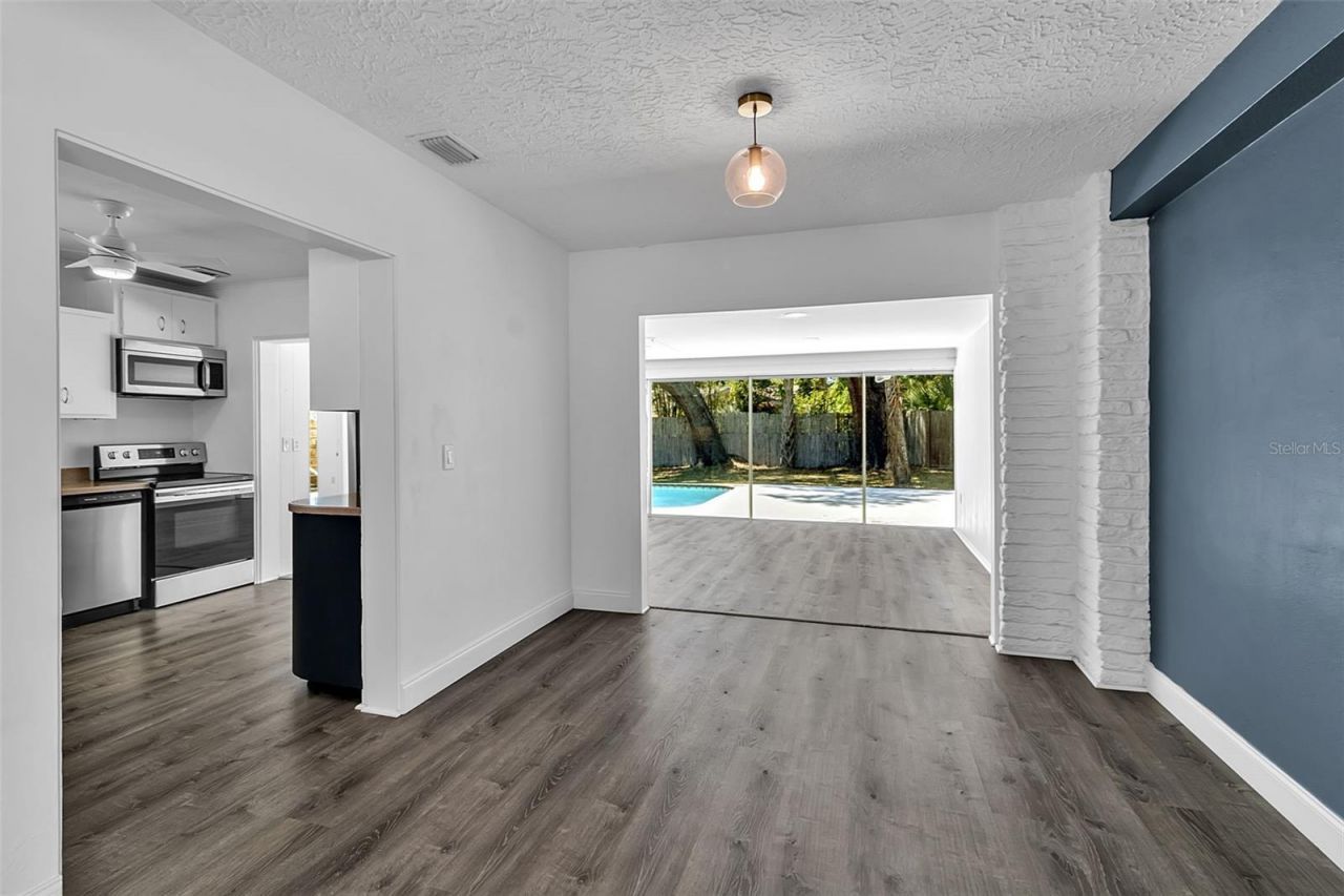 2019 Chippawa Place, Sarasota, FL 34234 Photo