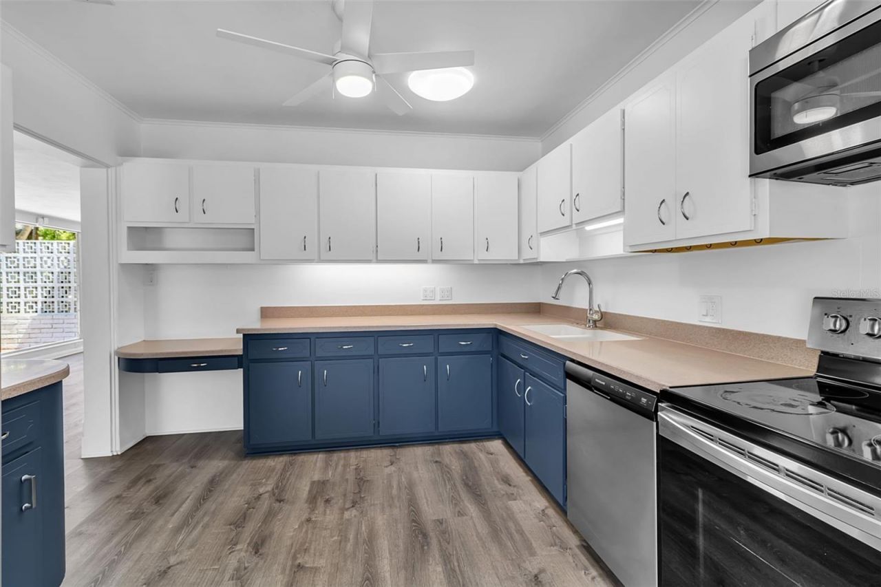 2019 Chippawa Place, Sarasota, FL 34234 Photo