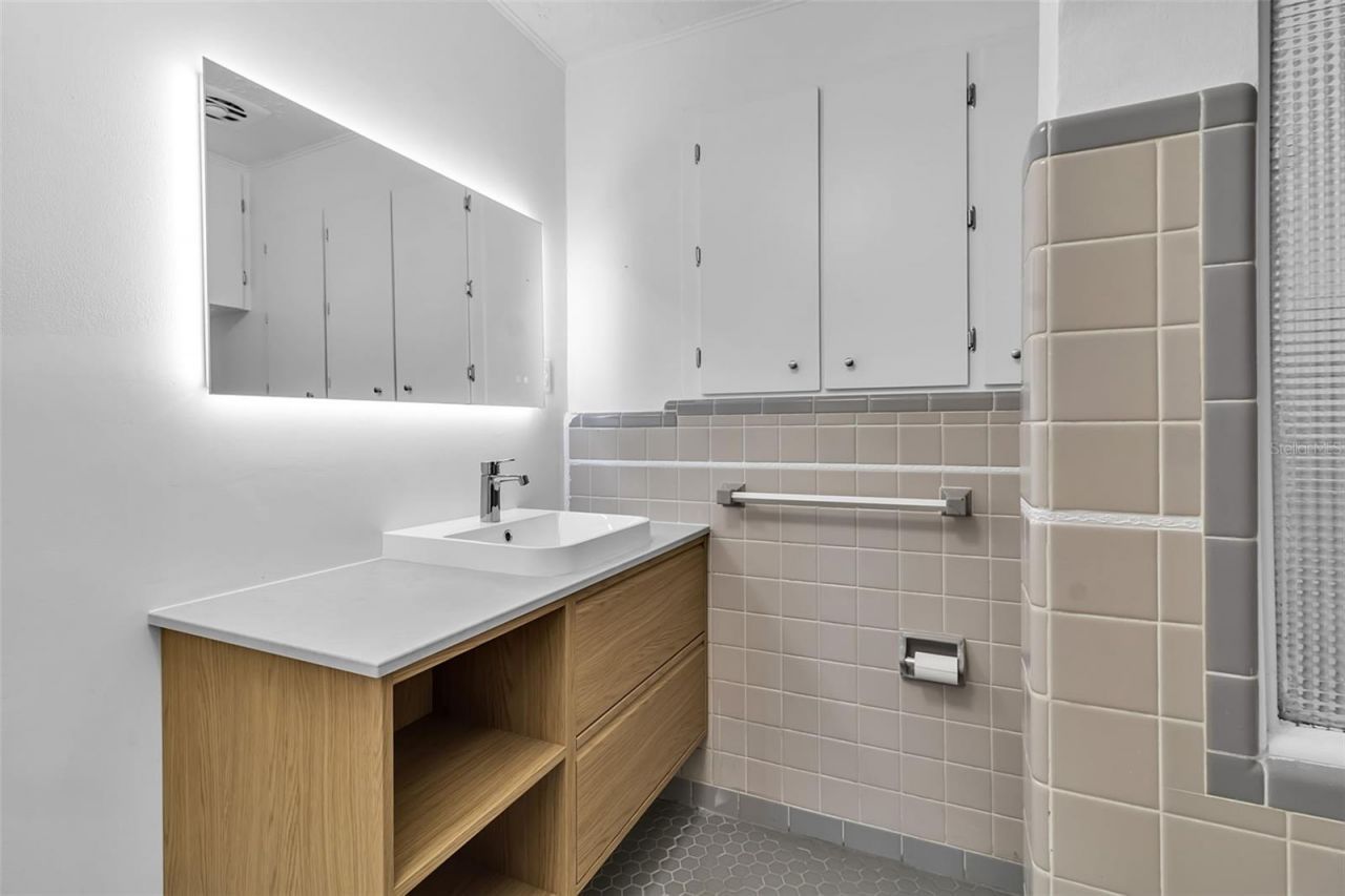 2019 Chippawa Place, Sarasota, FL 34234 Photo