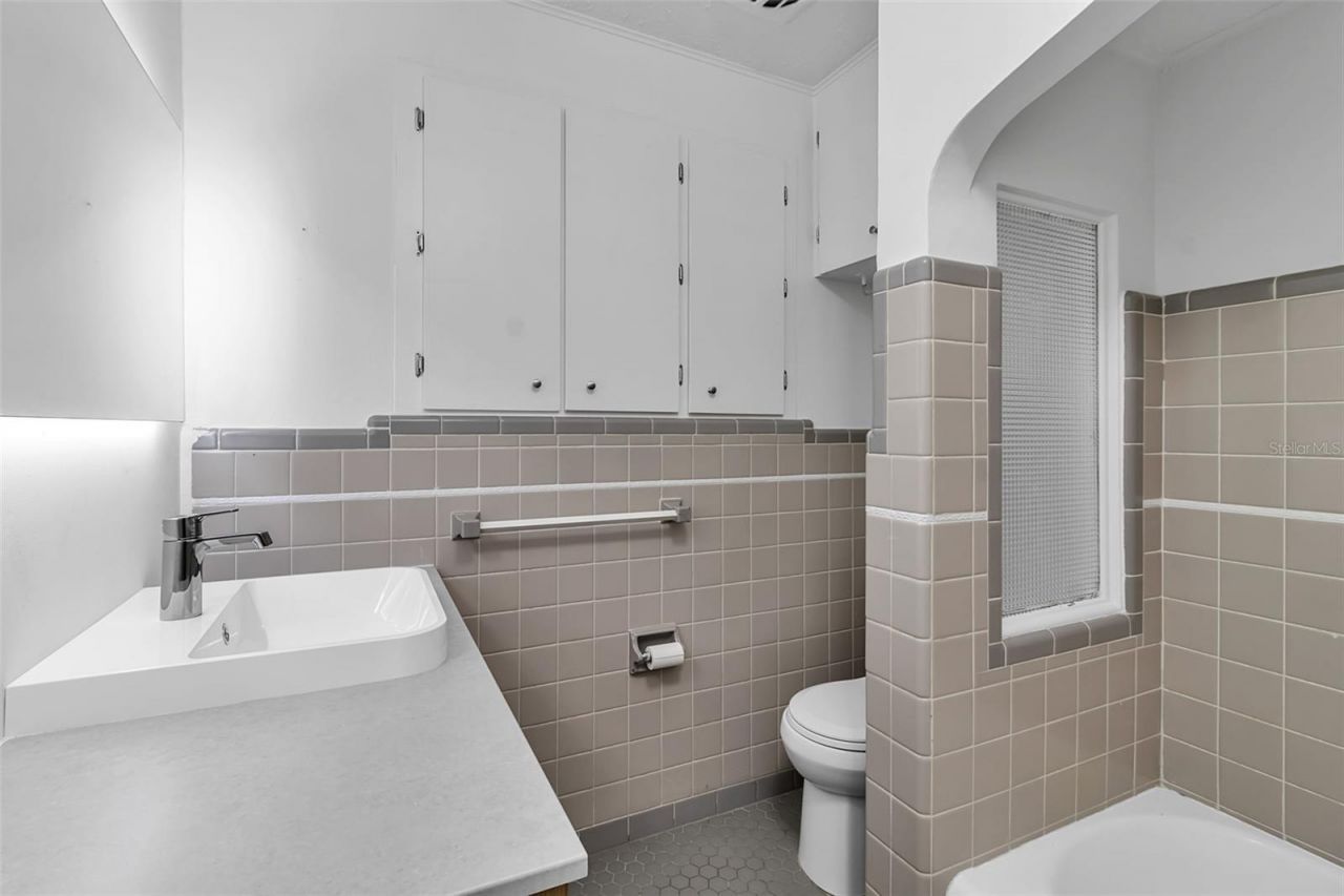 2019 Chippawa Place, Sarasota, FL 34234 Photo