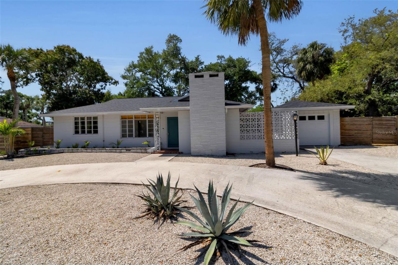 2019 Chippawa Place, Sarasota, FL 34234 Photo