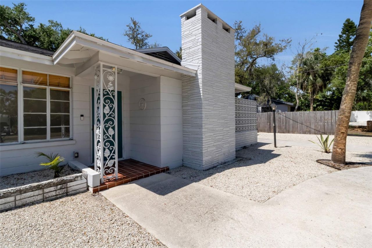 2019 Chippawa Place, Sarasota, FL 34234 Photo