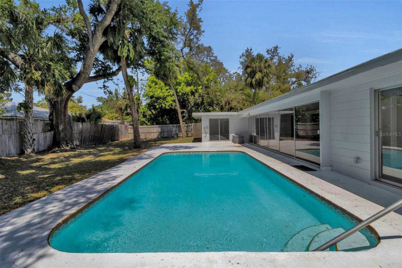 2019 Chippawa Place, Sarasota, FL 34234 Photo