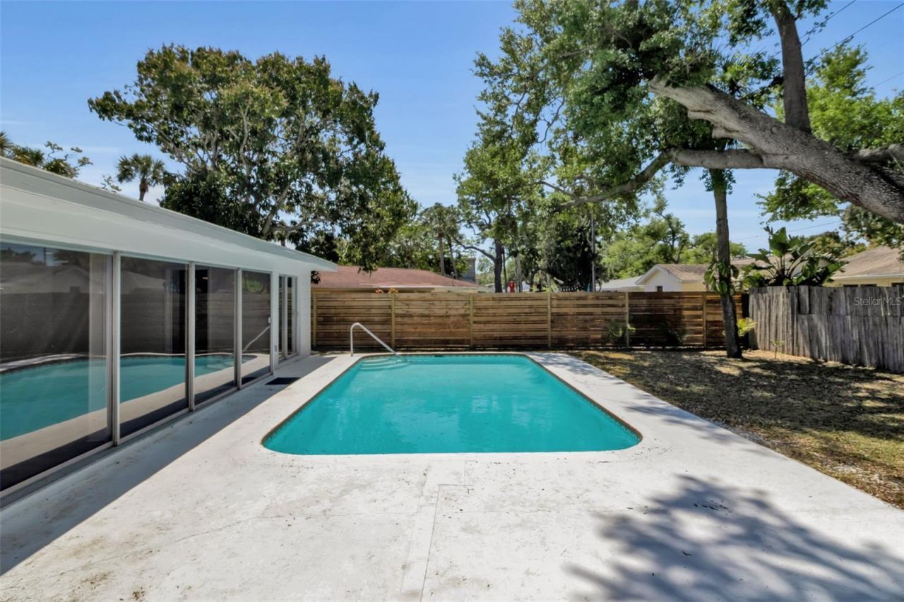 2019 Chippawa Place, Sarasota, FL 34234 Photo