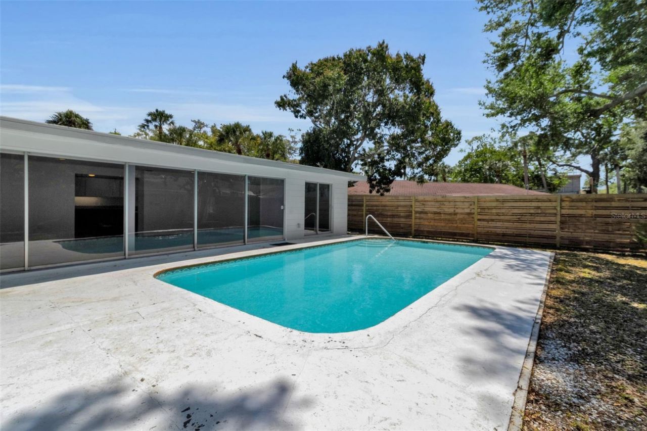 2019 Chippawa Place, Sarasota, FL 34234 Photo