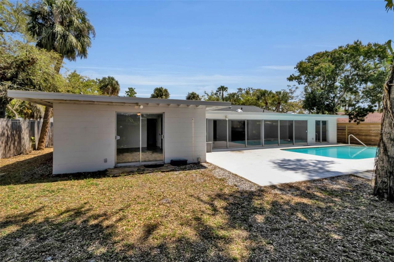 2019 Chippawa Place, Sarasota, FL 34234 Photo