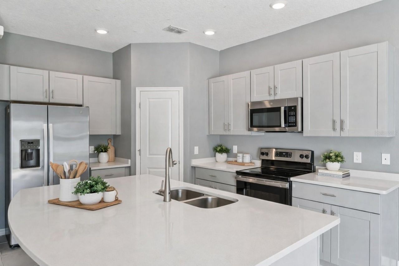 4431 Arlington Avenue, Saint Cloud, FL 34769 Photo