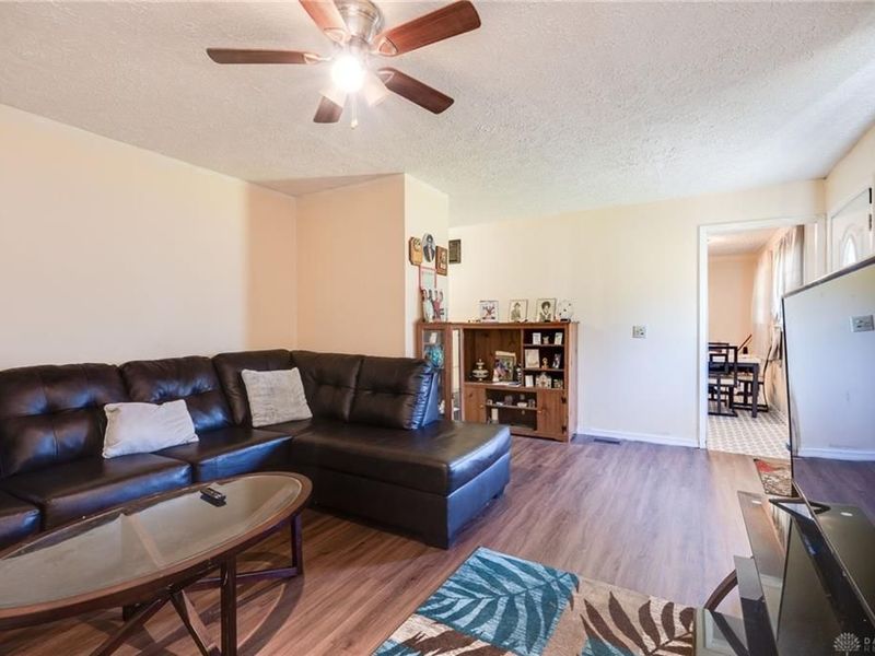 204 Bassett Drive, Springfield, OH 45506 Photo 10