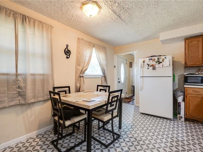 204 Bassett Drive, Springfield, OH 45506 Photo 15