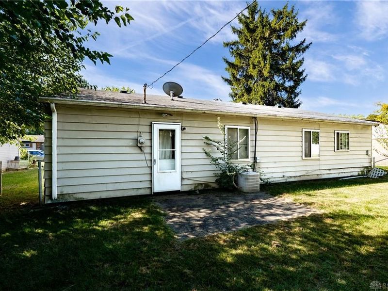 204 Bassett Drive, Springfield, OH 45506 Photo 22