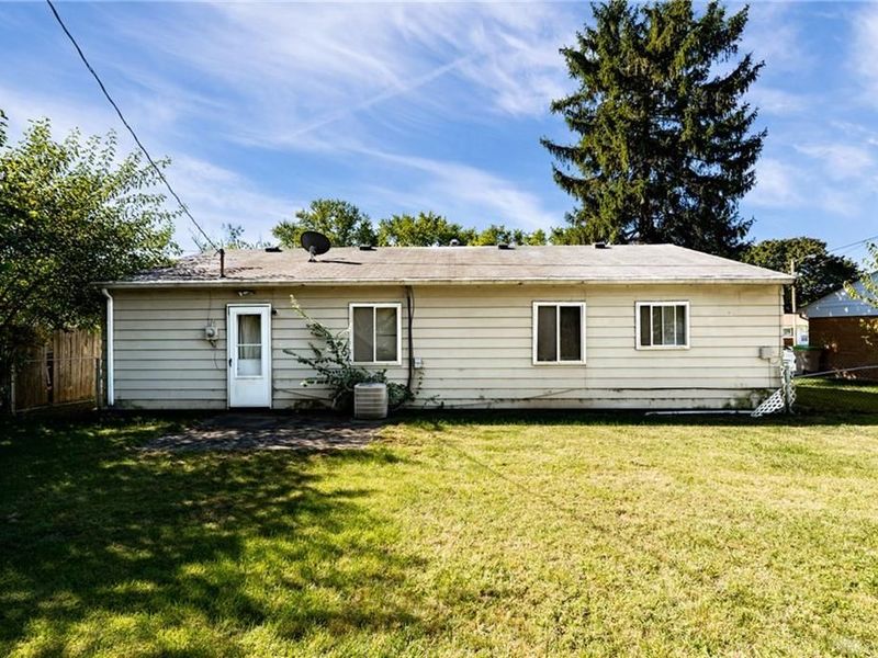 204 Bassett Drive, Springfield, OH 45506 Photo 23