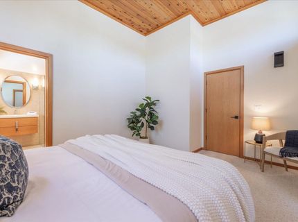 265 Basque, Truckee, CA 96161 Photo