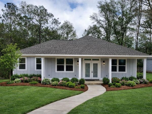 100 Windsor Drive, Crestview, FL 32539