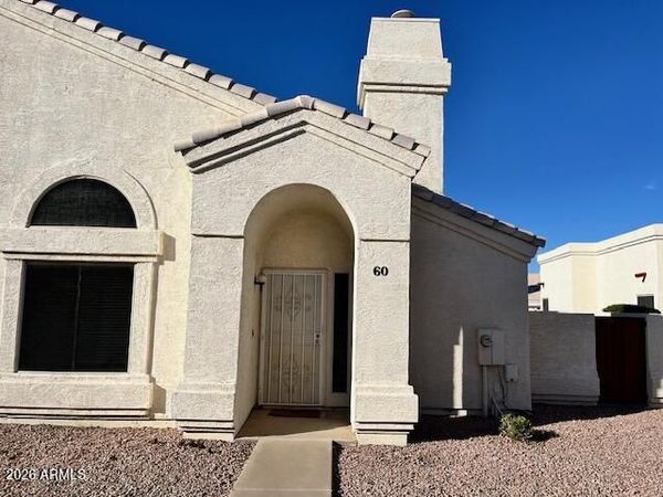 2100 W LEMON TREE Place, Unit 60, Chandler, AZ 85224