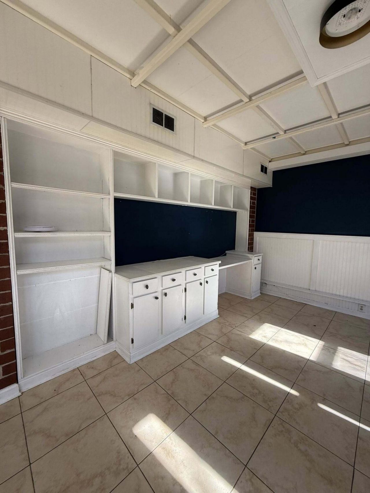 329 Parish Parc Drive Photo 8