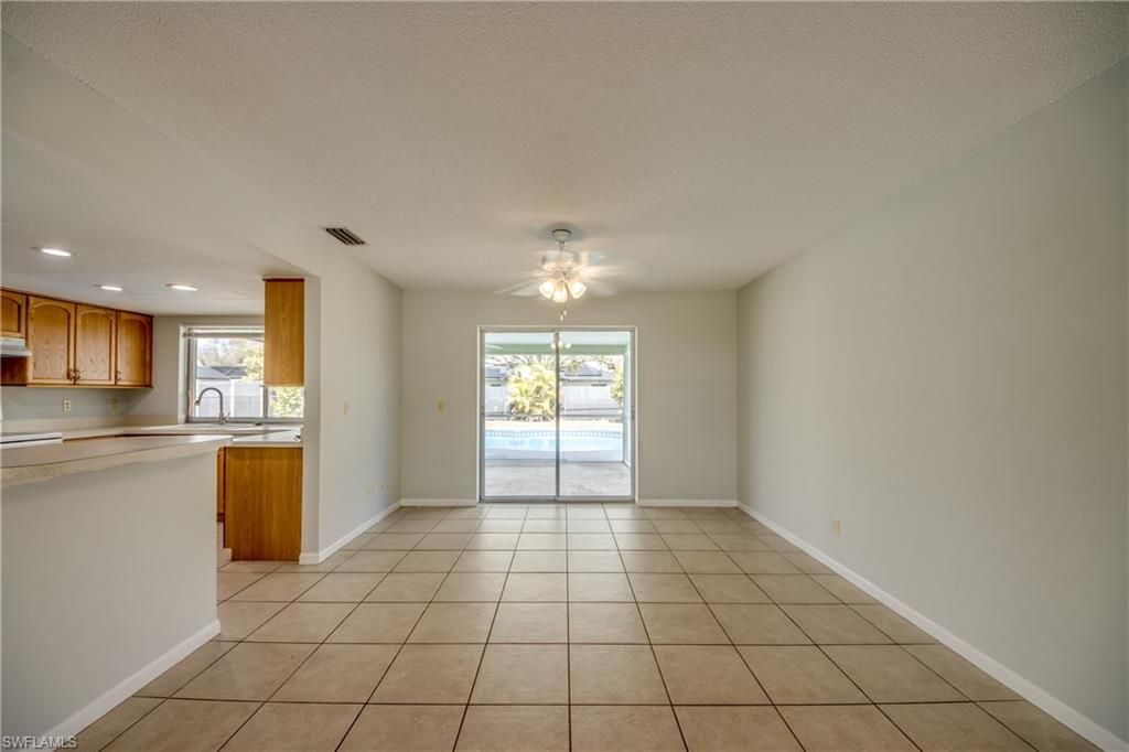 703 SE 33rd St, Cape Coral, FL 33904 Photo