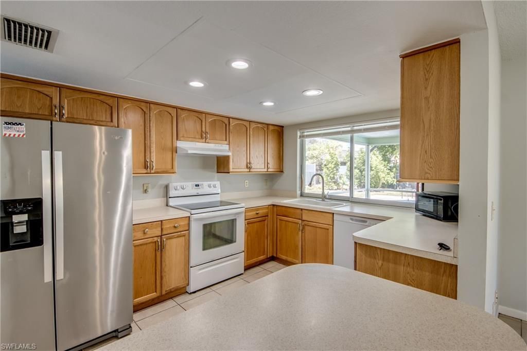 703 SE 33rd St, Cape Coral, FL 33904 Photo