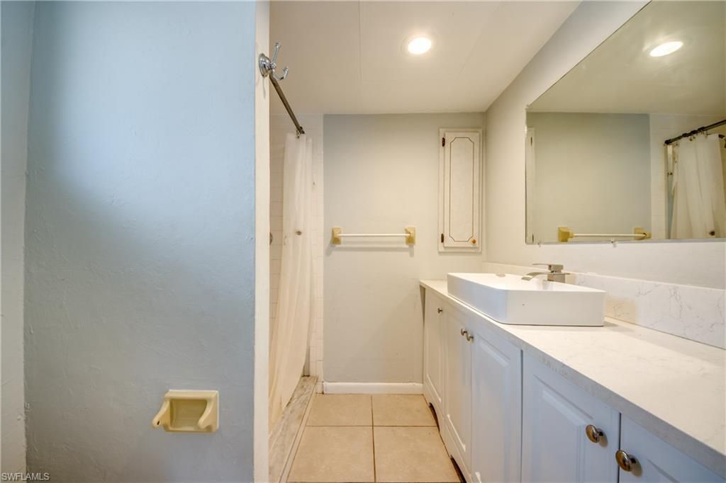 703 SE 33rd St, Cape Coral, FL 33904 Photo