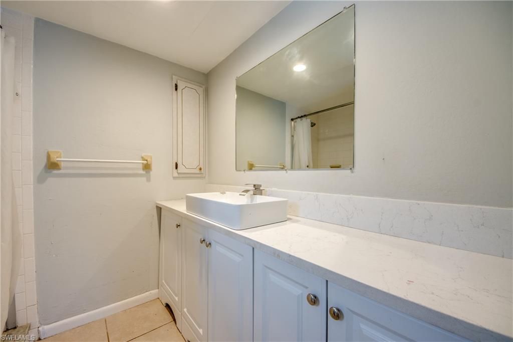 703 SE 33rd St, Cape Coral, FL 33904 Photo