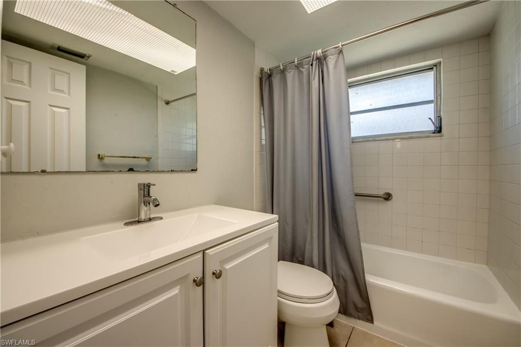 703 SE 33rd St, Cape Coral, FL 33904 Photo