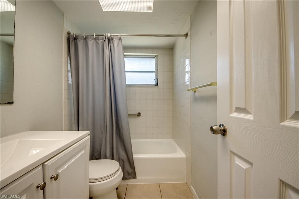 703 SE 33rd St, Cape Coral, FL 33904 Photo