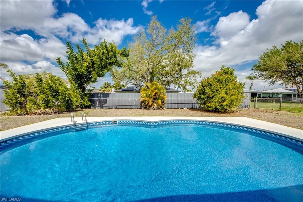 703 SE 33rd St, Cape Coral, FL 33904 Photo