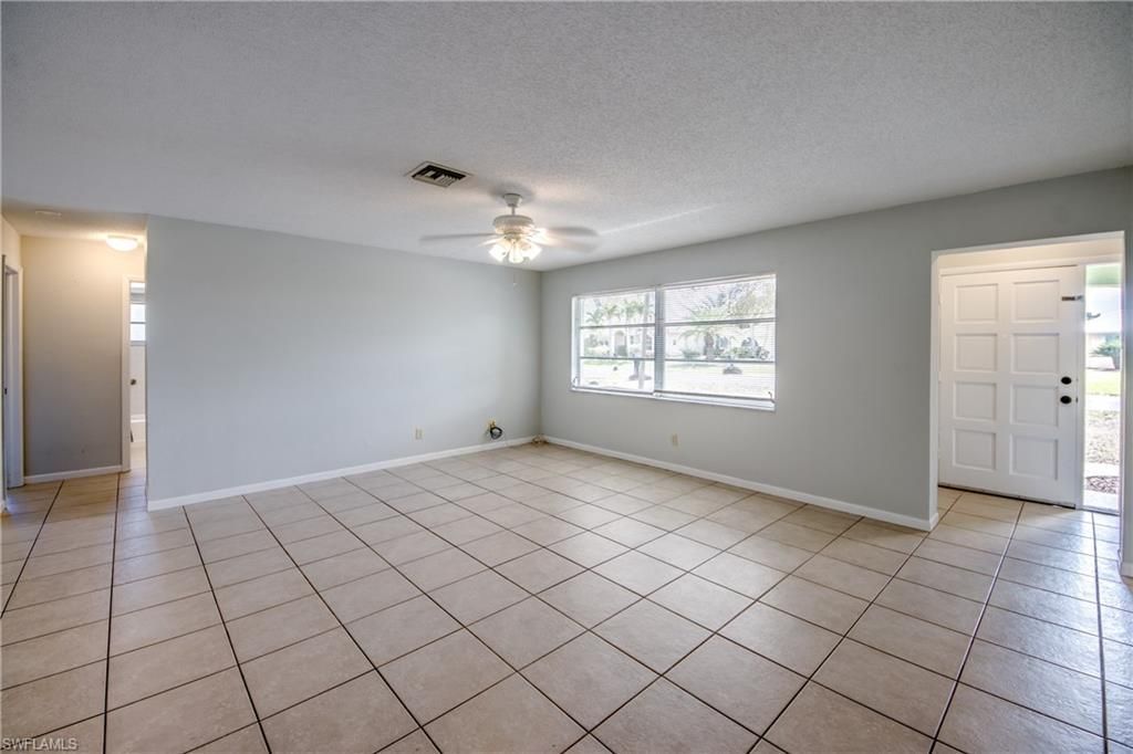 703 SE 33rd St, Cape Coral, FL 33904 Photo