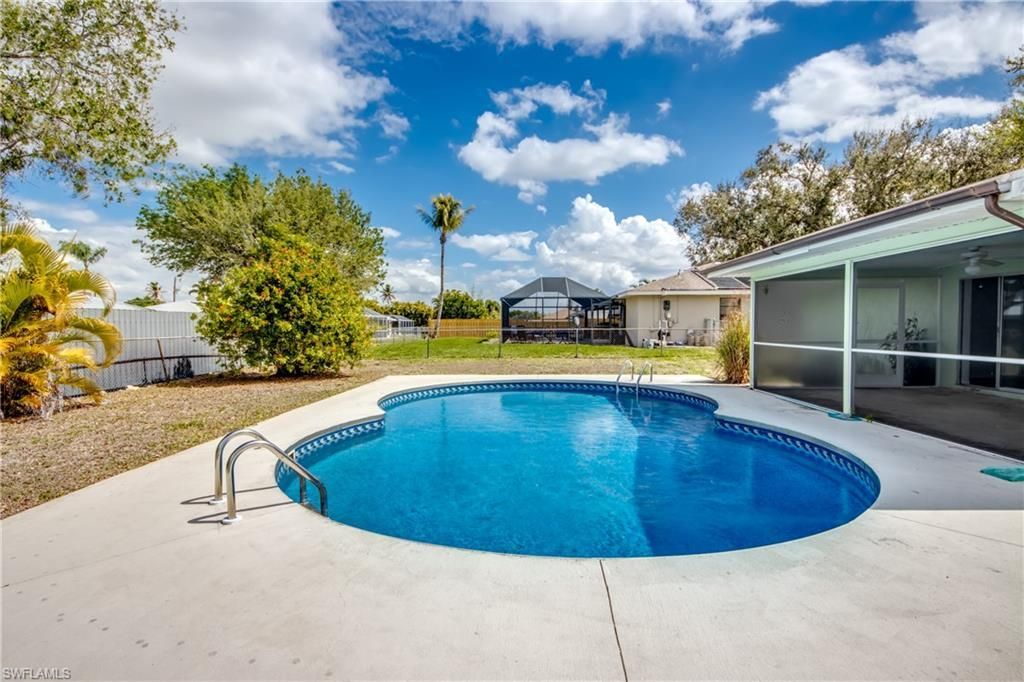 703 SE 33rd St, Cape Coral, FL 33904 Photo