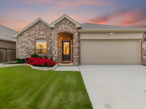 3741 Maroon Creek Road, Aubrey, TX 76227