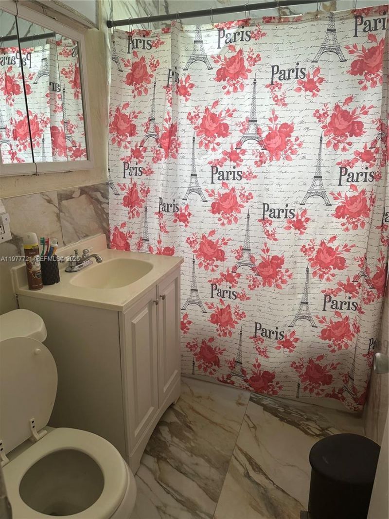 10761 SW 221st St , Miami, FL 33170 Photo