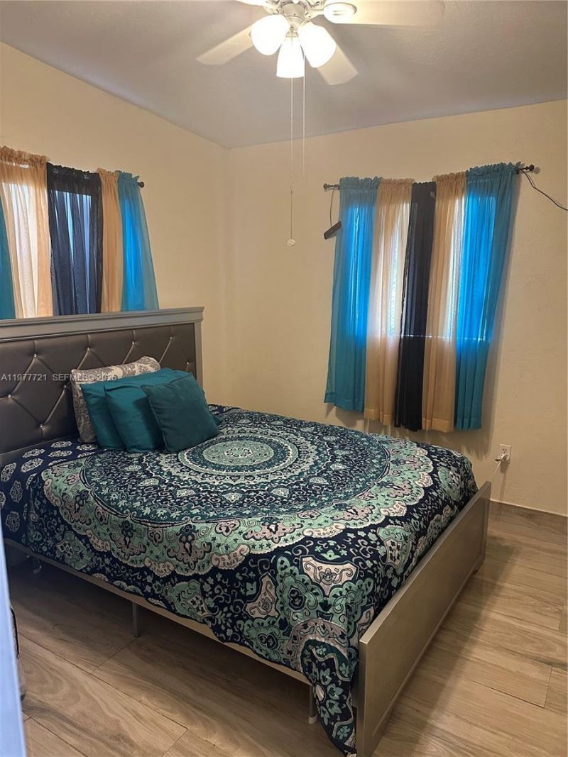 10761 SW 221st St , Miami, FL 33170 Photo