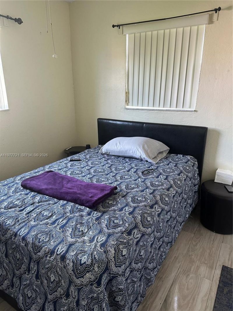 10761 SW 221st St , Miami, FL 33170 Photo