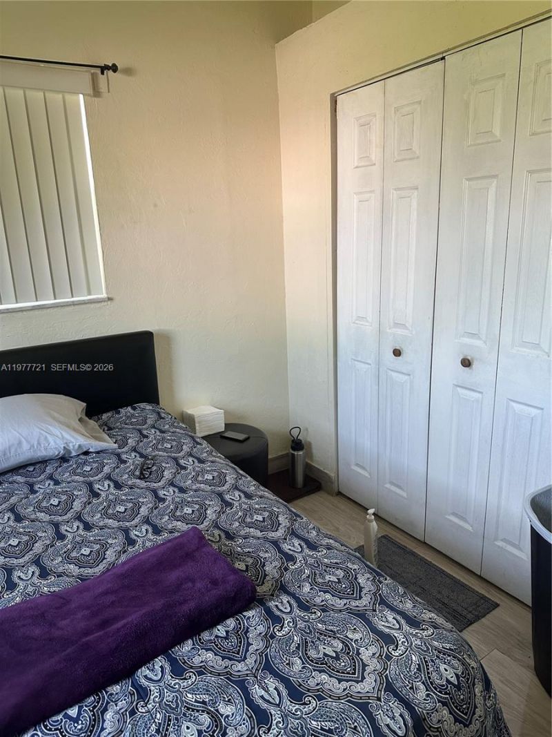 10761 SW 221st St , Miami, FL 33170 Photo