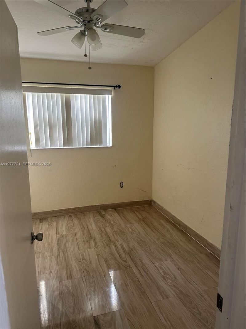 10761 SW 221st St , Miami, FL 33170 Photo