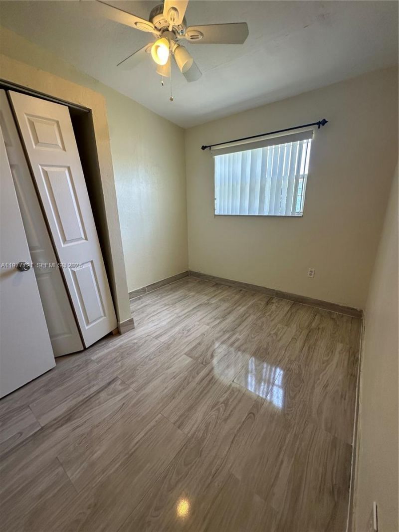 10761 SW 221st St , Miami, FL 33170 Photo