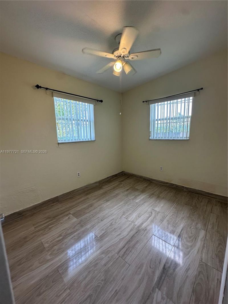 10761 SW 221st St , Miami, FL 33170 Photo