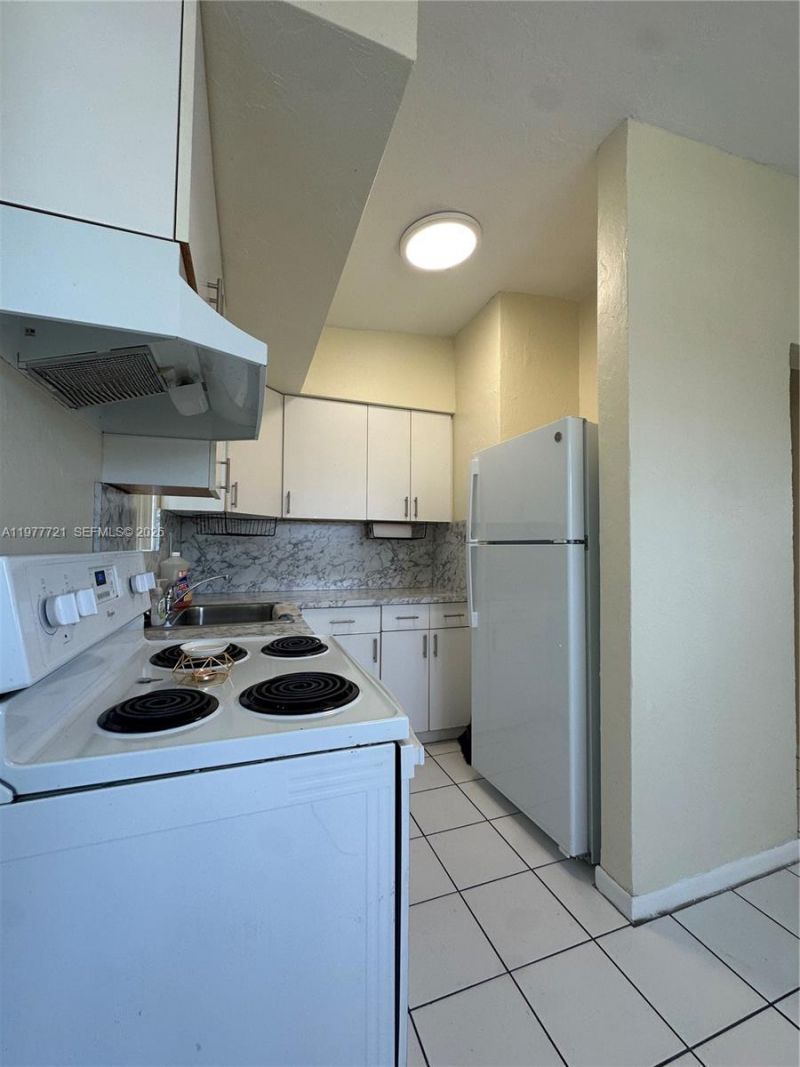 10761 SW 221st St , Miami, FL 33170 Photo